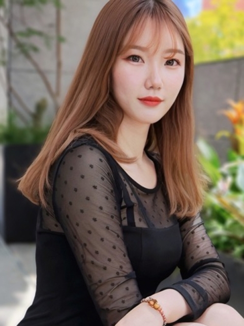 TOKYO SEXY MILF Saki