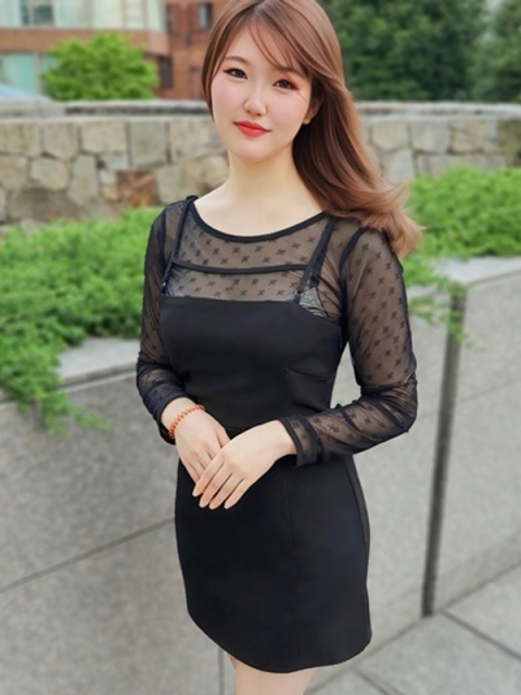 TOKYO SEXY MILF Saki