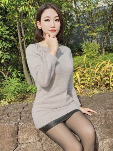 TOKYO SEXY MILF Koyuki