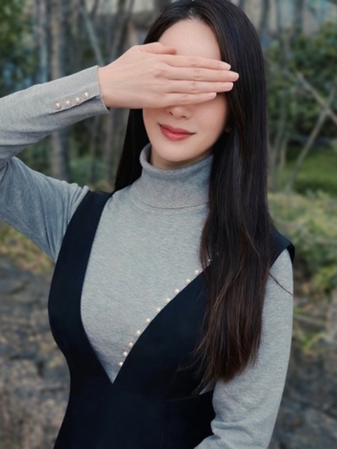 TOKYO SEXY MILF Ｙui