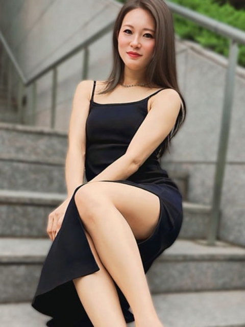 TOKYO SEXY MILF Hana